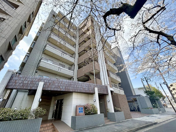 【ユニロイヤル徳川園】外観1 【ユニロイヤル徳川園】外観1