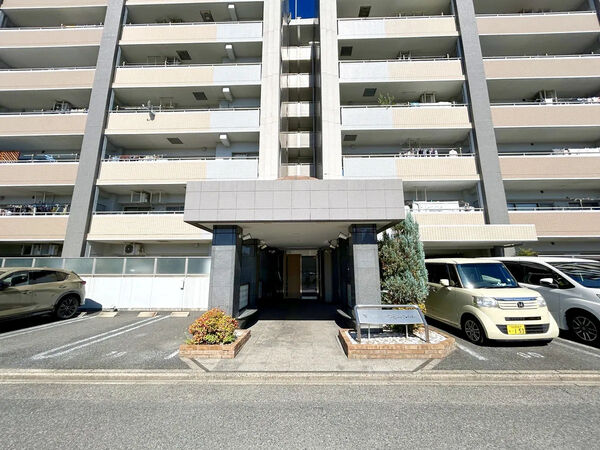 【バンベール・ラフィネ道徳】エントランス 【バンベール・ラフィネ道徳】エントランス