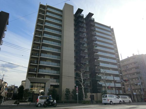 【クレストラフィーネ板橋本町】外観