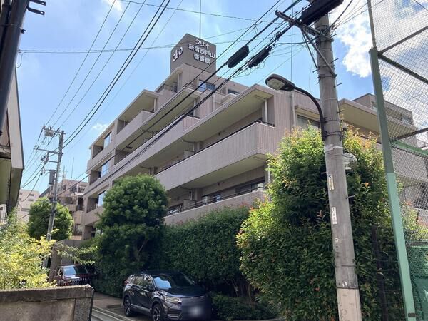 【クリオ新宿西戸山壱番館】外観