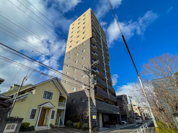 【プレサンスロジェ浄心パークサイド】外観