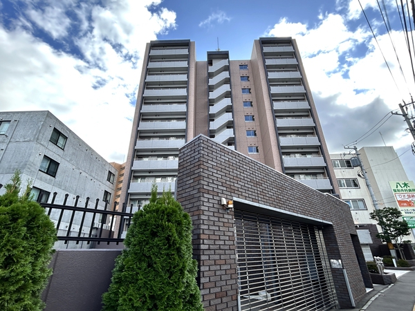 【ブランズ宮の森】外観