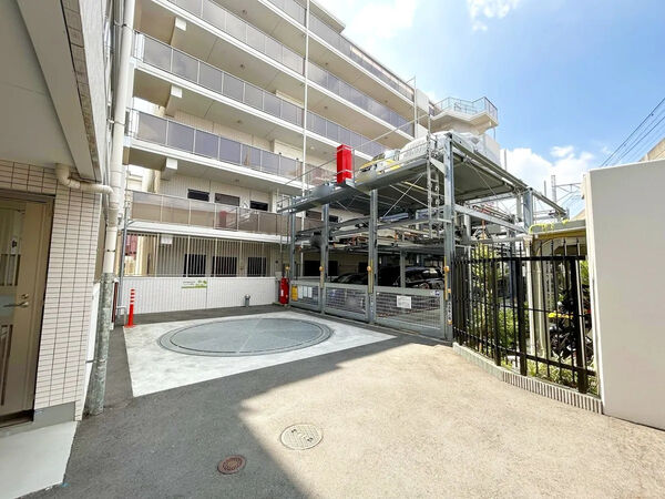 【エクセレントシティ西船橋Ⅲ】駐車場