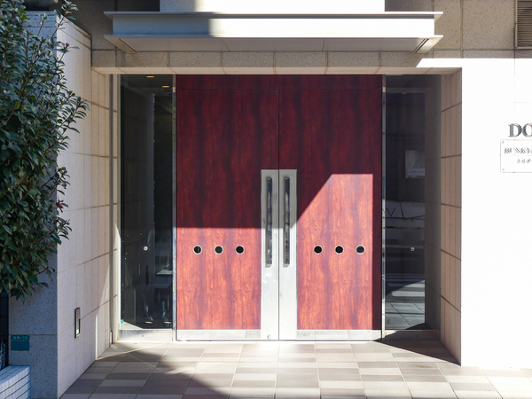 【ドルチェ文京六義園】エントランス 【ドルチェ文京六義園】エントランス