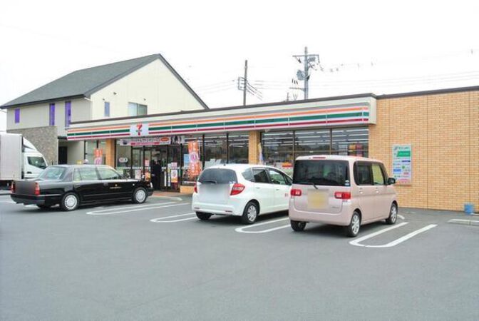 セブンイレブン大宮大和田前原店　約400ｍ