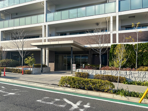 【リビオ宮崎台】エントランス