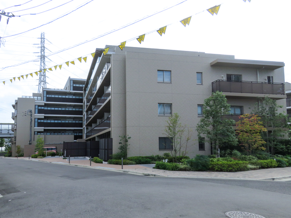 【ヴィークステージ世田谷千歳烏山】外観