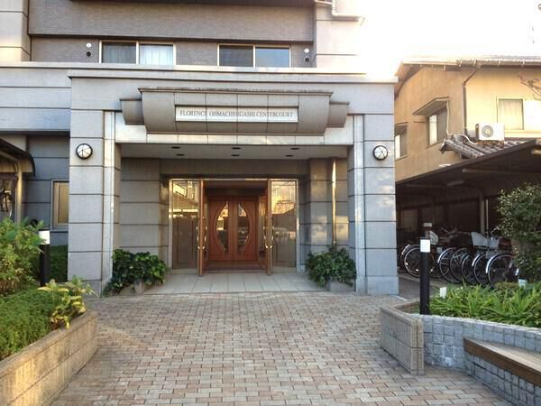 【フローレンス大町東センターコート】エントランス