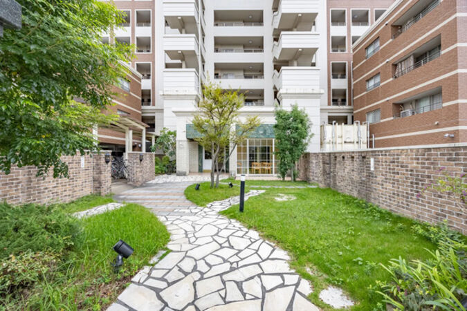 【アーサー藤崎エクセラン】エントランスアプローチ 【アーサー藤崎エクセラン】エントランスアプローチ