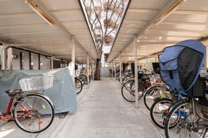 【メゾン本山】共用部分(駐車場) 【メゾン本山】共用部分(駐車場)