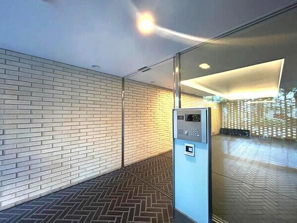 【ブランズ芦屋川】エントランス2 【ブランズ芦屋川】エントランス2