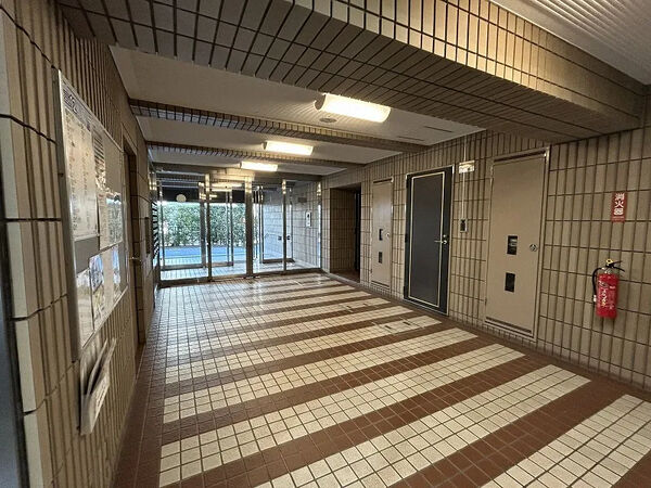 【ネオハイツ筑紫丘】エントランス 【ネオハイツ筑紫丘】エントランス