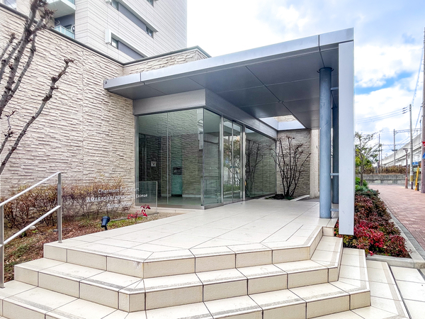 【シャルマンフジスマート尼崎出屋敷駅前ステーショングリーン】エントランス 【シャルマンフジスマート尼崎出屋敷駅前ステーショングリーン】エントランス