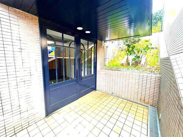 【三ツ沢パークホームズ参番館】エントラン2