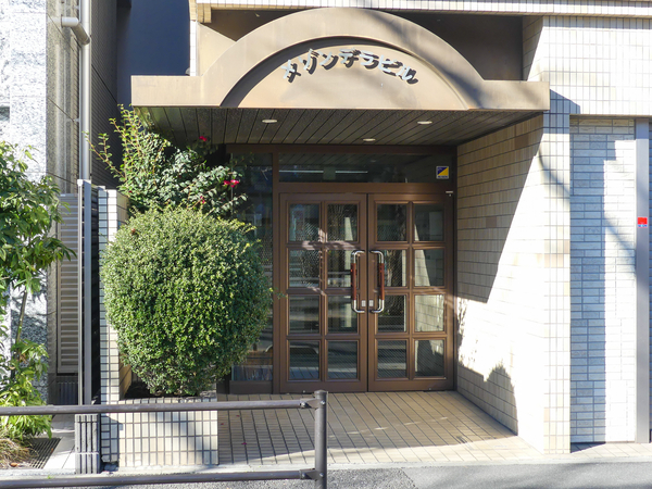 【メゾンデラビル巣鴨】エントランス 【メゾンデラビル巣鴨】エントランス