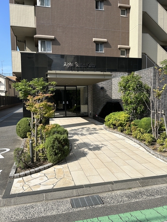 【アルファステイツ海田】エントランス