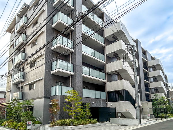 【アルファステイツ武蔵新城】外観