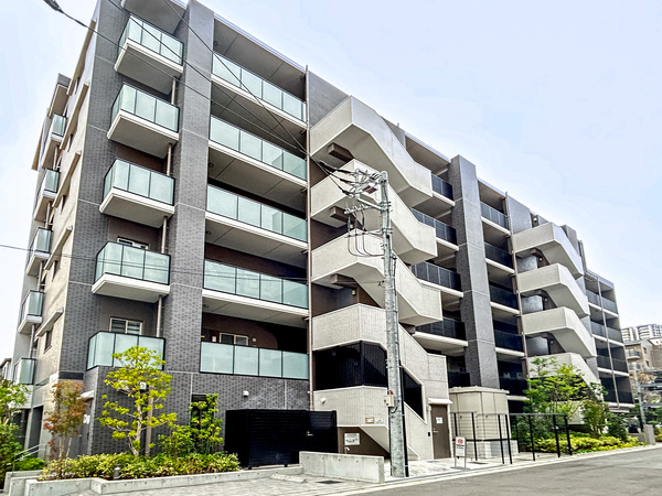【アルファステイツ武蔵新城】外観