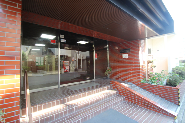 【光シヤンブル品川東八ツ山公園】エントランス 【光シヤンブル品川東八ツ山公園】エントランス