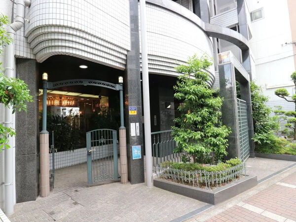 【デリード河原町】エントランス１