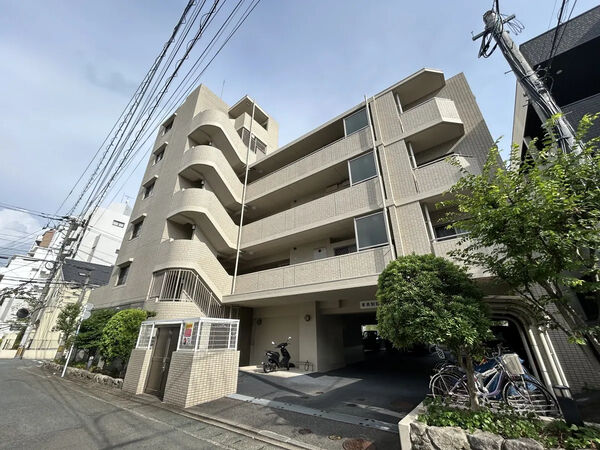 【サンリヤン寺塚】外観 【サンリヤン寺塚】外観