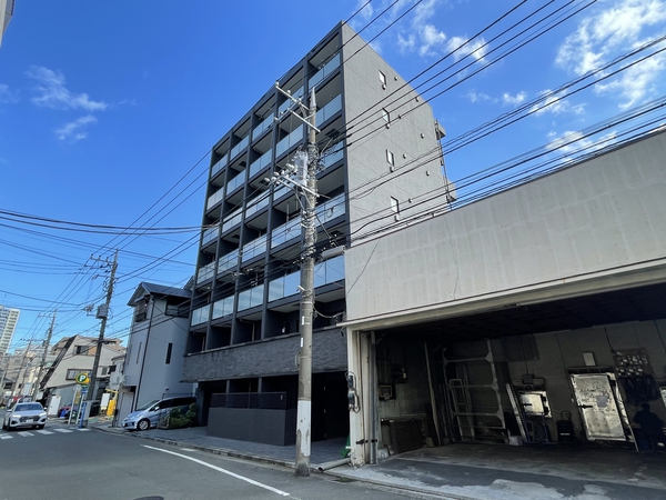 【レア横濱西口壱番館】外観