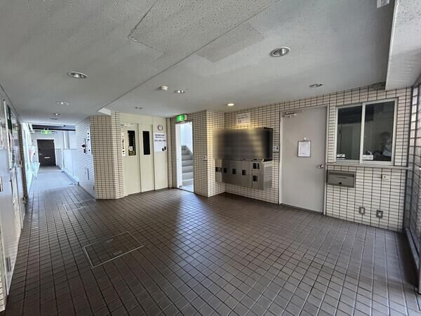 【サンディア五日市】エントランス 【サンディア五日市】エントランス