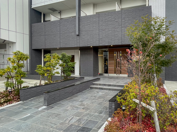 【パルティール黒川本通り】エントランス