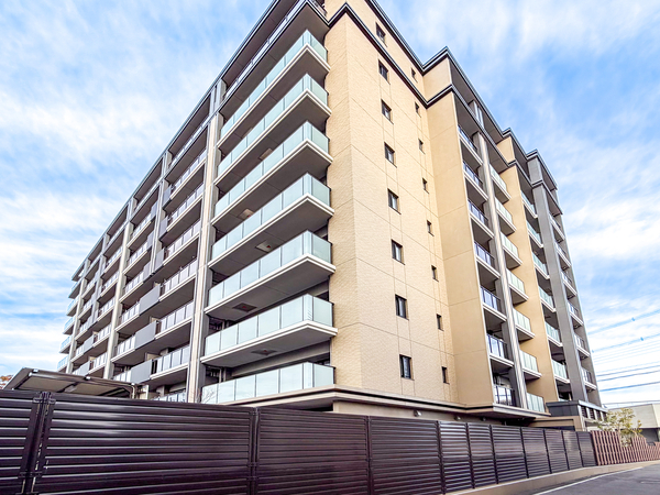 【シエリア西大寺】外観 【シエリア西大寺】外観