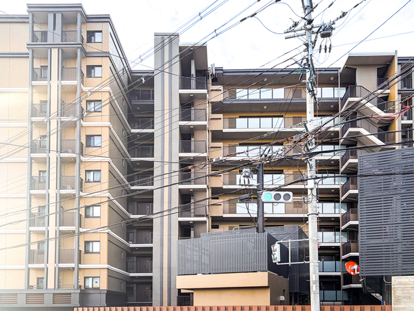 【シエリア西大寺】外観 【シエリア西大寺】外観