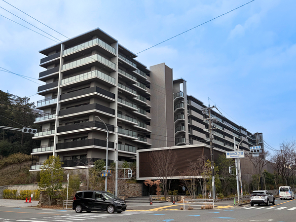 【レ・ジェイド千里青山台】外観 【レ・ジェイド千里青山台】外観