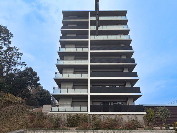 【レ・ジェイド千里青山台】外観 【レ・ジェイド千里青山台】外観