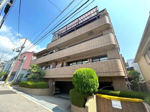 【甲南ヴェルシティ六甲】外観　