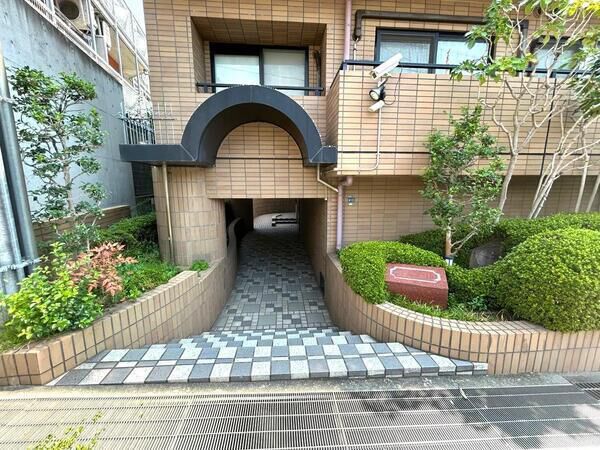 【甲南ヴェルシティ六甲】エントランス