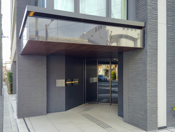 【プレサンスロジェ京都円町】エントランス