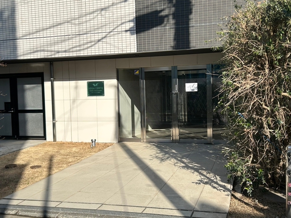 【ヴォーガコルテ西横浜】エントランス