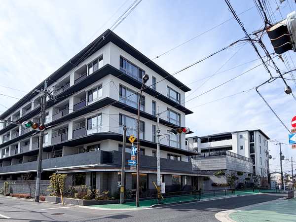 【レ・ジェイド伏見桃山】外観