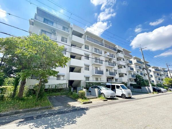 【千里緑丘住宅】外観