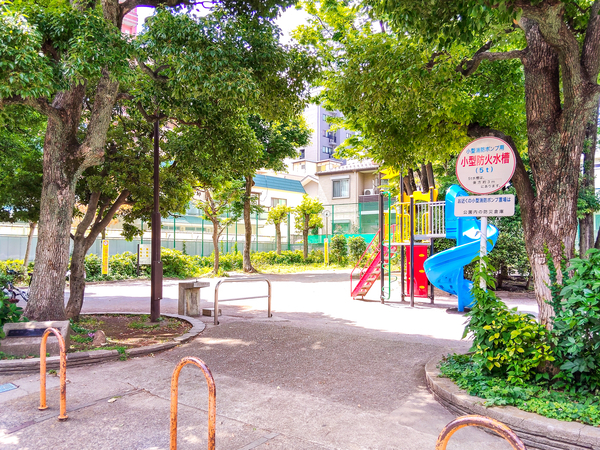 大京公園まで約220m(徒歩3分)