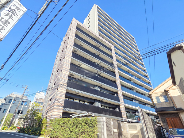 【ブリリアンコート久米川】外観