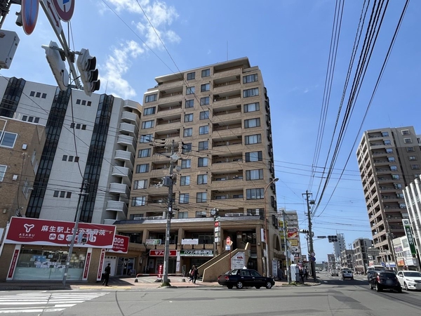 山晃ハイツ麻生