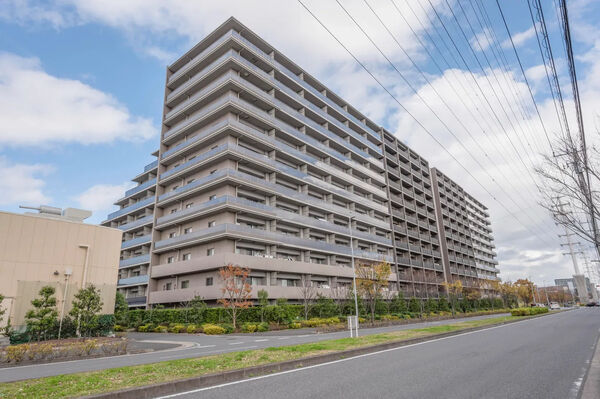【ウエリスおおたかの森サウスアリーナ】外観