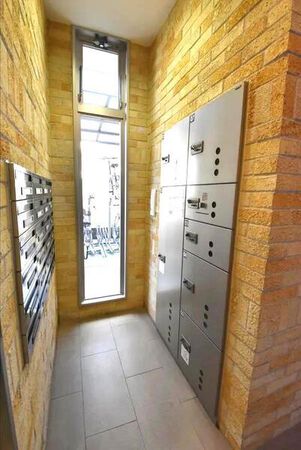 （宅配ボックス）