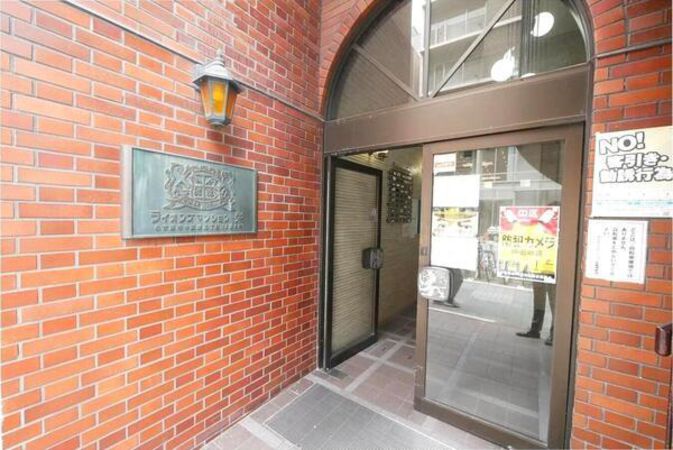 【ライオンズマンション栄】エントランス２