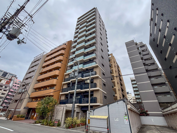 【アウラ大阪上本町】外観