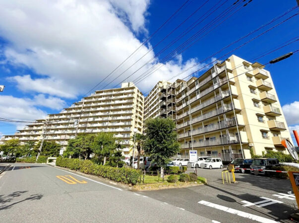 【ハイラーク千葉】外観1