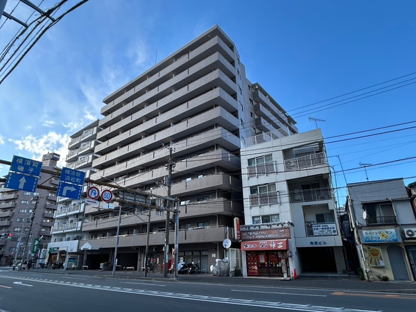 【ベイシティコート横浜】外観