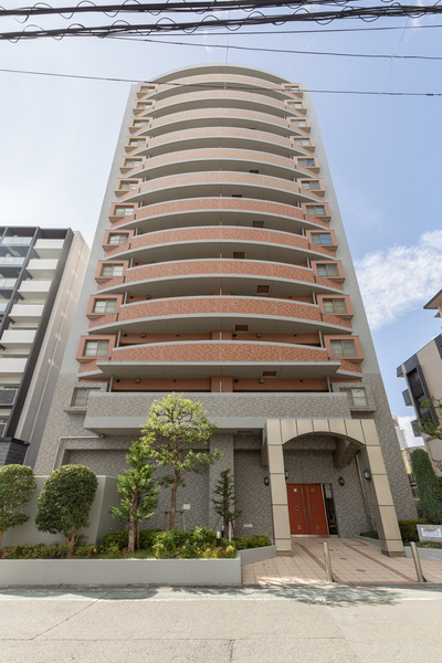 【ファミール江坂アイスタイル】外観