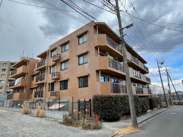 【サングレイス鶴ヶ峰弐番館】外観