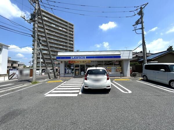 ローソンさいたま宮原1丁目店　440m